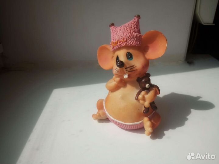 Фигурка мышь копилка мышонок потрепан