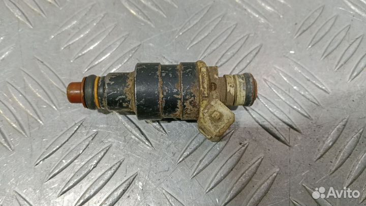 Б/У Форсунка инжекторная электрическая BMW #002