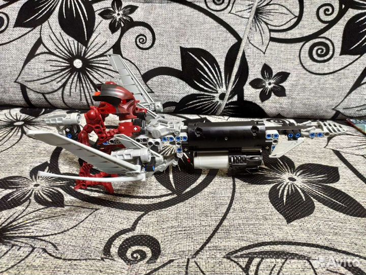 Lego Bionicle 8698 Vultraz, идеальное состояние