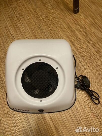 Пылесос для маникюра dustfree