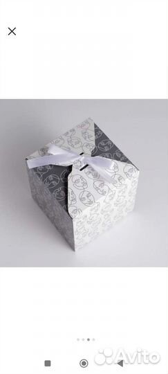 Коробка подарочная