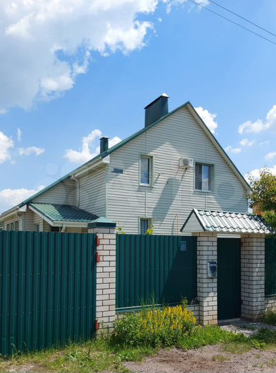 Коттедж 231 м² на участке 14 сот.