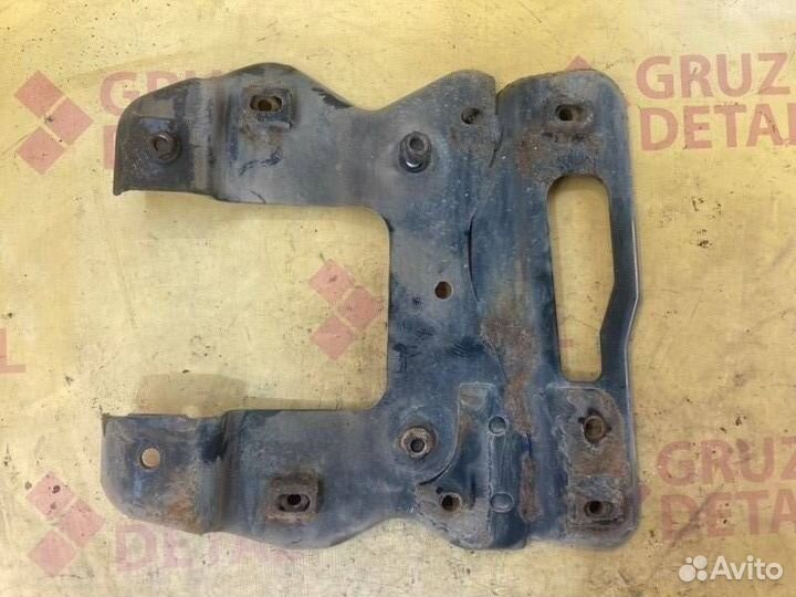 Кронштейн крепления бампера левый MAN TGX 2010