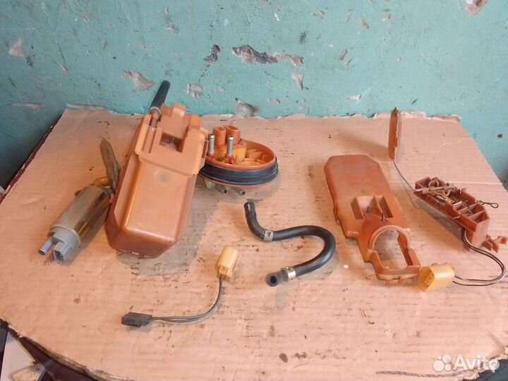 Модуль топливный по частям Nissan March 1.0 K11