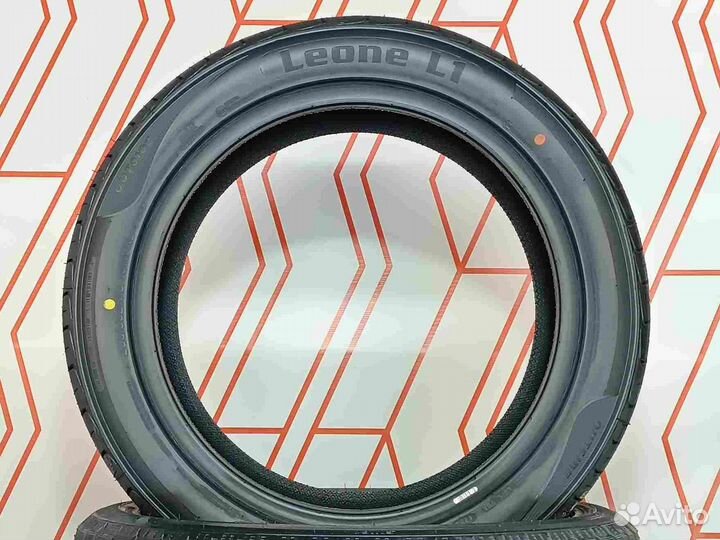 Massimo Leone L1 235/50 R18 101W