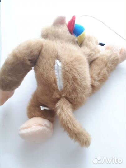 Обезьяна говорящая с датчиком движения