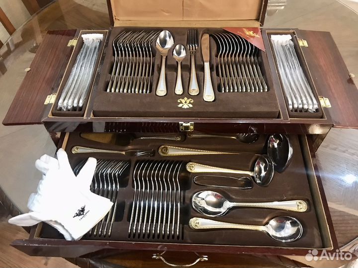 Набор столовых приборов