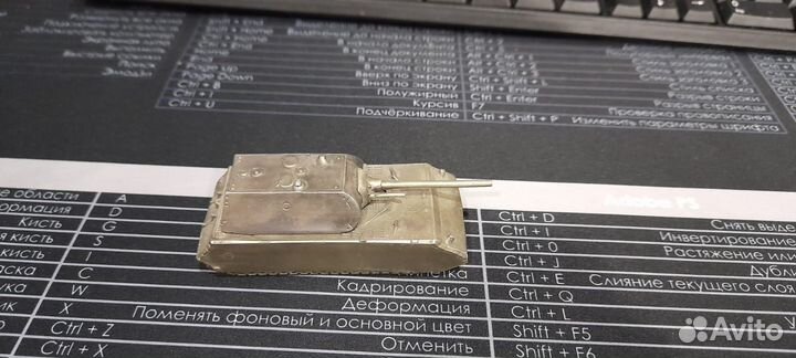 Продам танк Маус