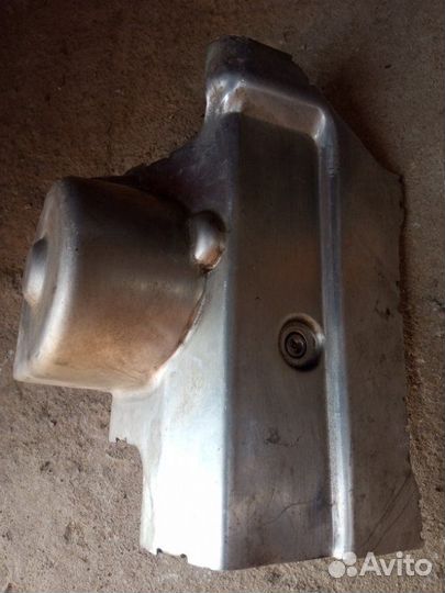 Кронштейн блока ABS Volkswagen Passat Cc 1.8 cdaa