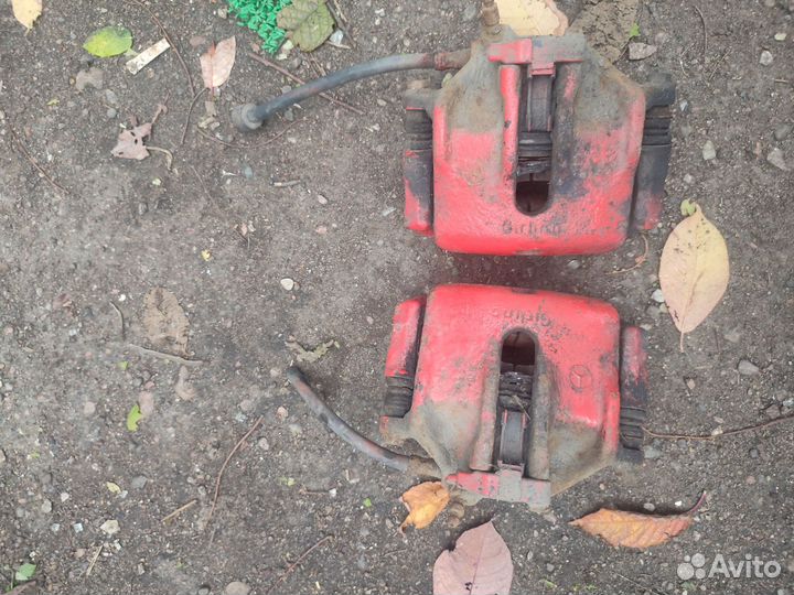 Суппорта передние комплект Mercedes w124