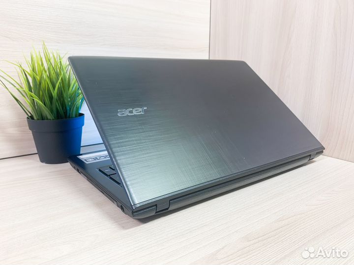 Ноутбук Acer AMD A9/Radeon R5 M330-2Gb/8Gb/SSD