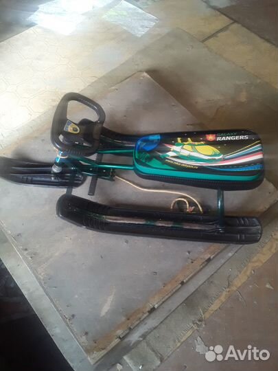 Снегокат живой и красивый. Отличный подарок для Ва