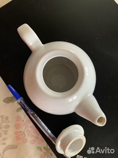 Чайник заварочный фарфоровый