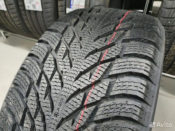 Ikon Tyres Autograph Snow 3 SUV 275/45 R21