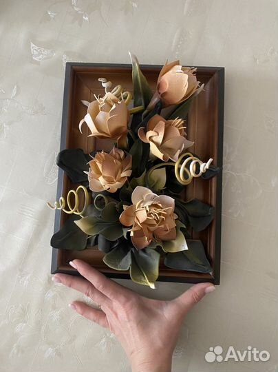 Картина из кожи. Розы. 29*23 см