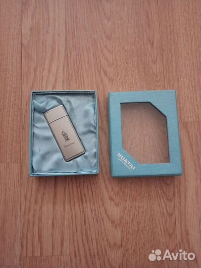 Зажигалка huatai Peterhof