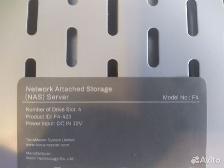 TerraMaster F4-423 NAS с 4 отсеками