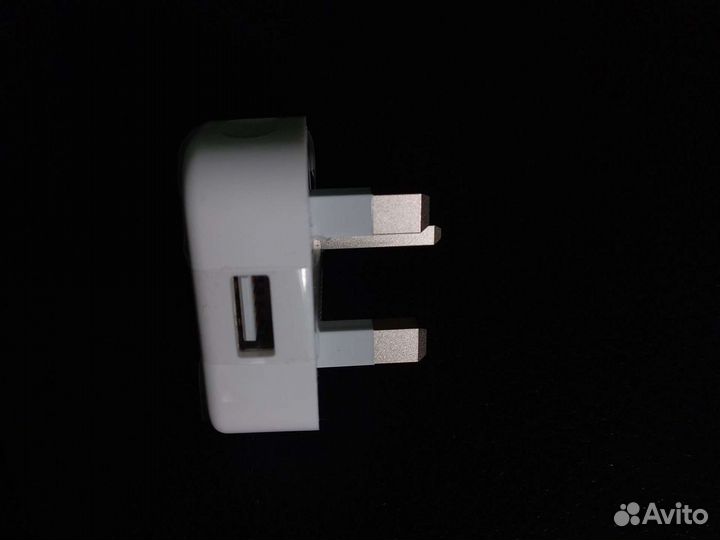 Адаптер питания для iPhone английский
