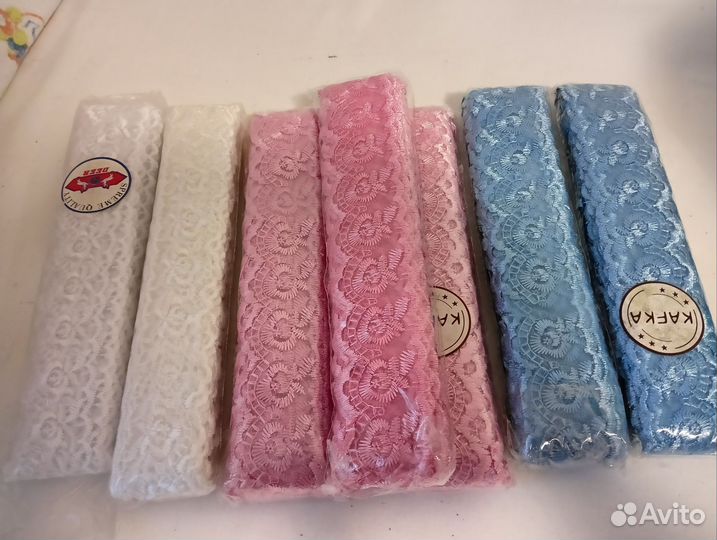 Кружево, косая бейка атласная