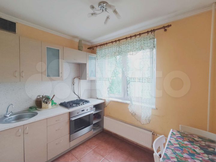 2-к. квартира, 50 м², 5/9 эт.