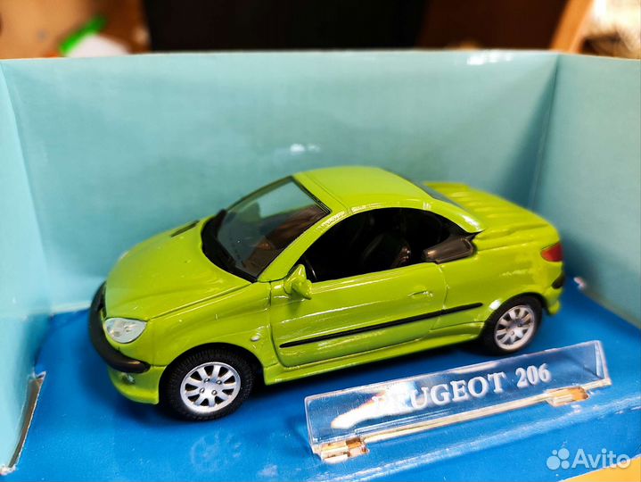 Cararama 1:43 Peugeot 206 cc
