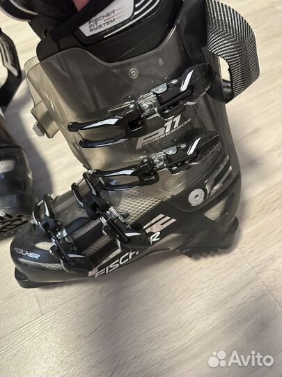 Горнолыжные ботинки fischer 28.5 Р11 Progressor