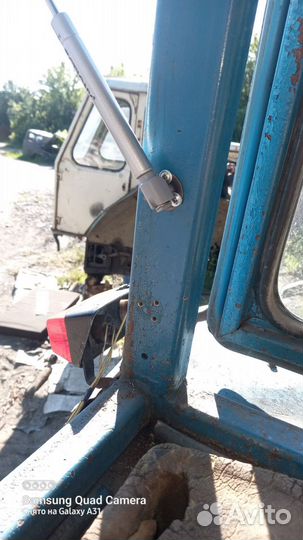 Задняя рамка Трактора Юмз