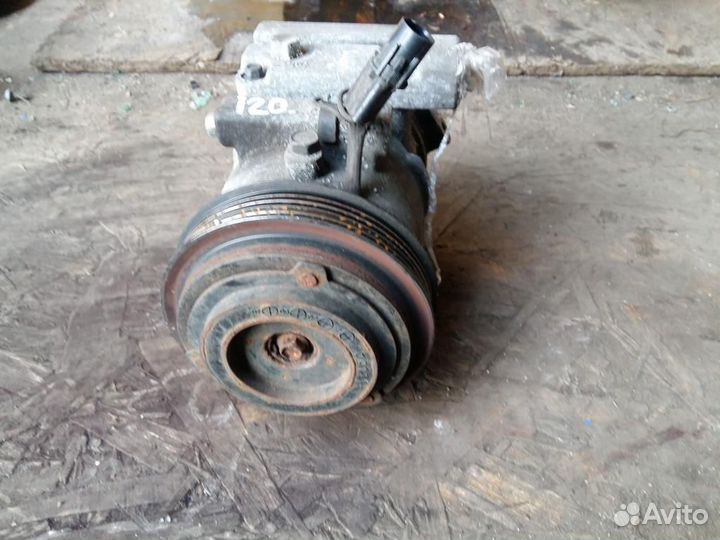 Компрессор кондиционера Hyundai i20 2008-2014