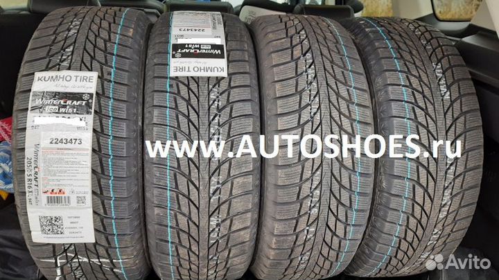 Kumho WinterCraft Ice Wi51 215/55 R16