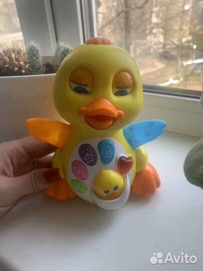 Утка музыкальная,развивающая