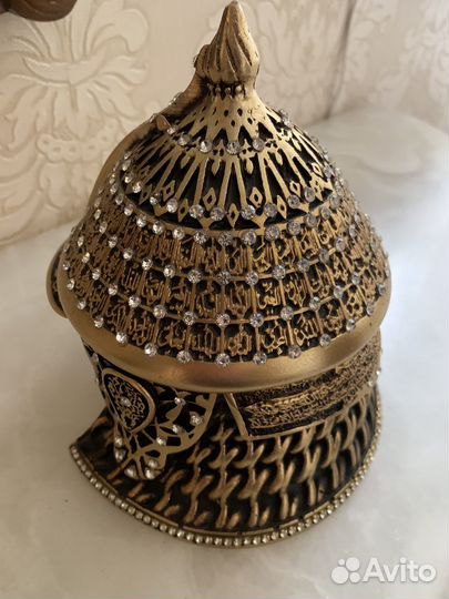 Статуэтка шапка