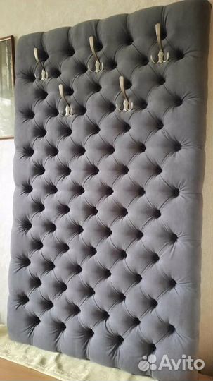 Вешалка настенная в прихожую