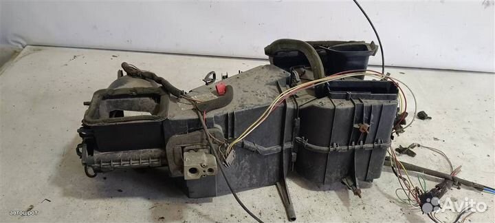 Корпус печки volkswagen Golf III