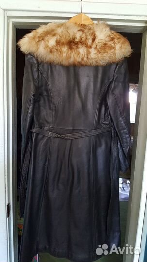 Пальто кожаное, женское, р. 46-48, черное
