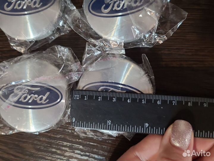Колпачки на ступицу Ford