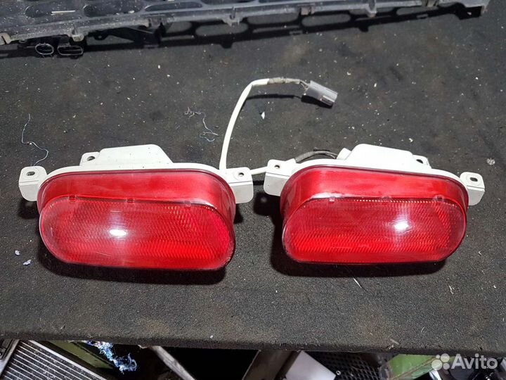 Фонарь задний в бампер Mazda CX-7 (2007-2012)