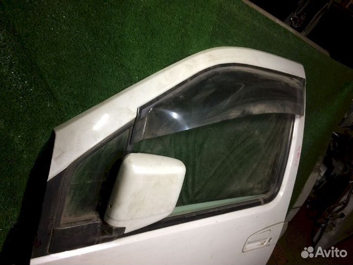 Дверь передняя левая nissan Elgrand ALE50 Перламут