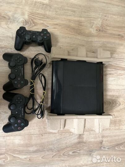 Sony playstation 3 super slim