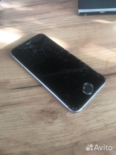 iPhone 6S, 32 ГБ