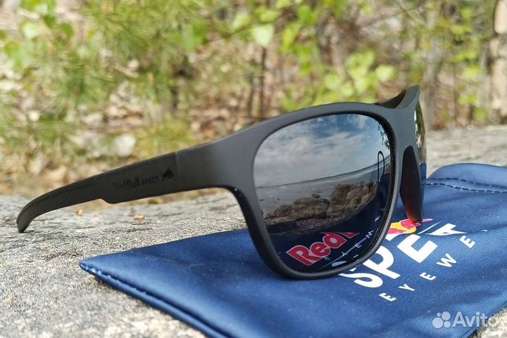 Солнцезащитные очки Red Bull Spect
