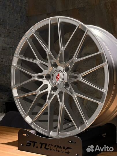 Новые разноширокие диски R19 5x120 Inforged IFG-34