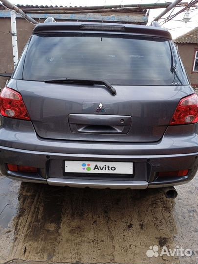 Mitsubishi Outlander 2.0 МТ, 2007, 290 000 км