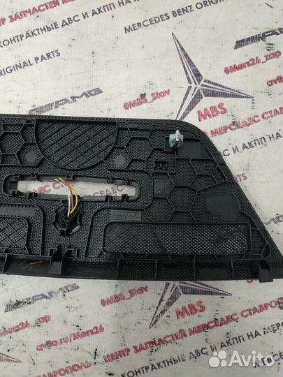Сетка панели w204 Mercedes центральная