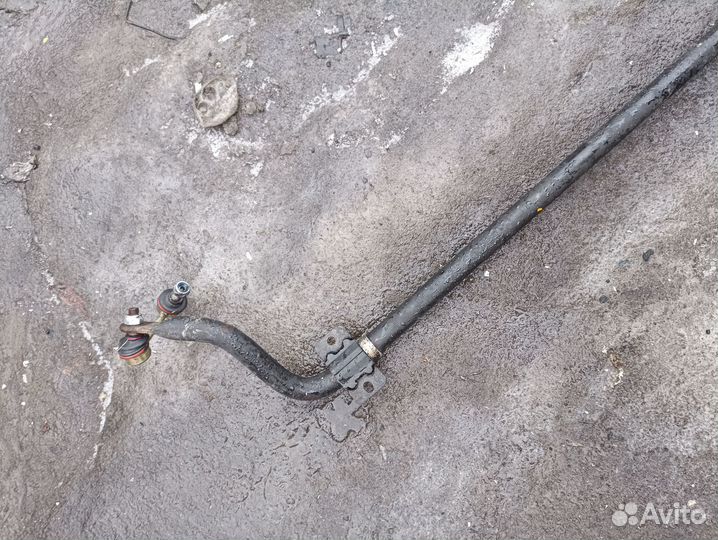 Передний стабилизатор Kia Sorento 1