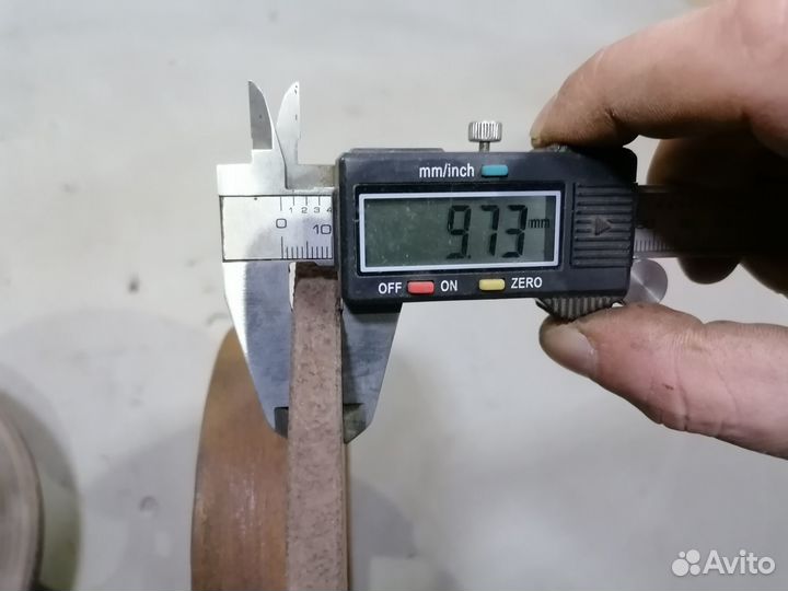 Диски передние тормозные 1.8 SF VW Golf II 1985г