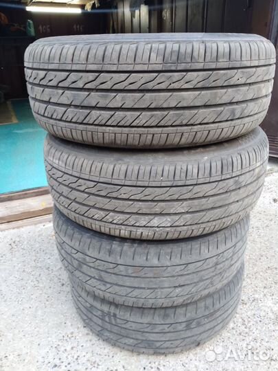 Lakesea Grapper 235/60 R17