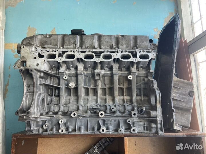 Двигатель BMW N52B30 AF в разборе