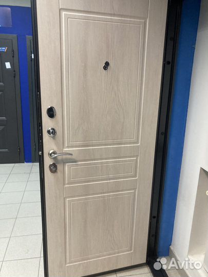 Входные металичиские двери Новые