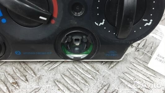 Блок управления печки и климат-контроля ford fiest