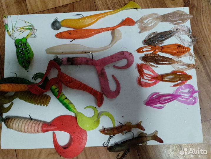 Воблера и блесна набор
